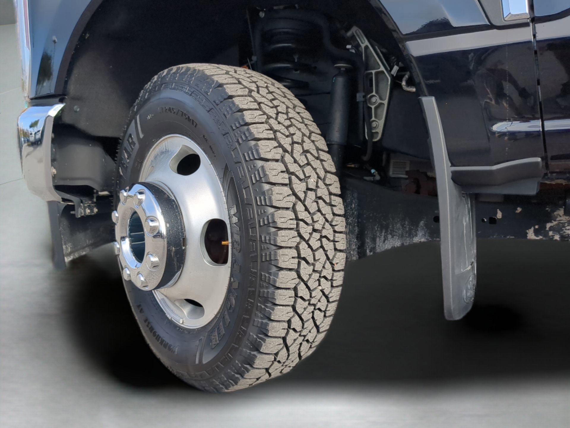 Certified 2024 Ford F350 Lariat w/ Lariat Ultimate Package image 66