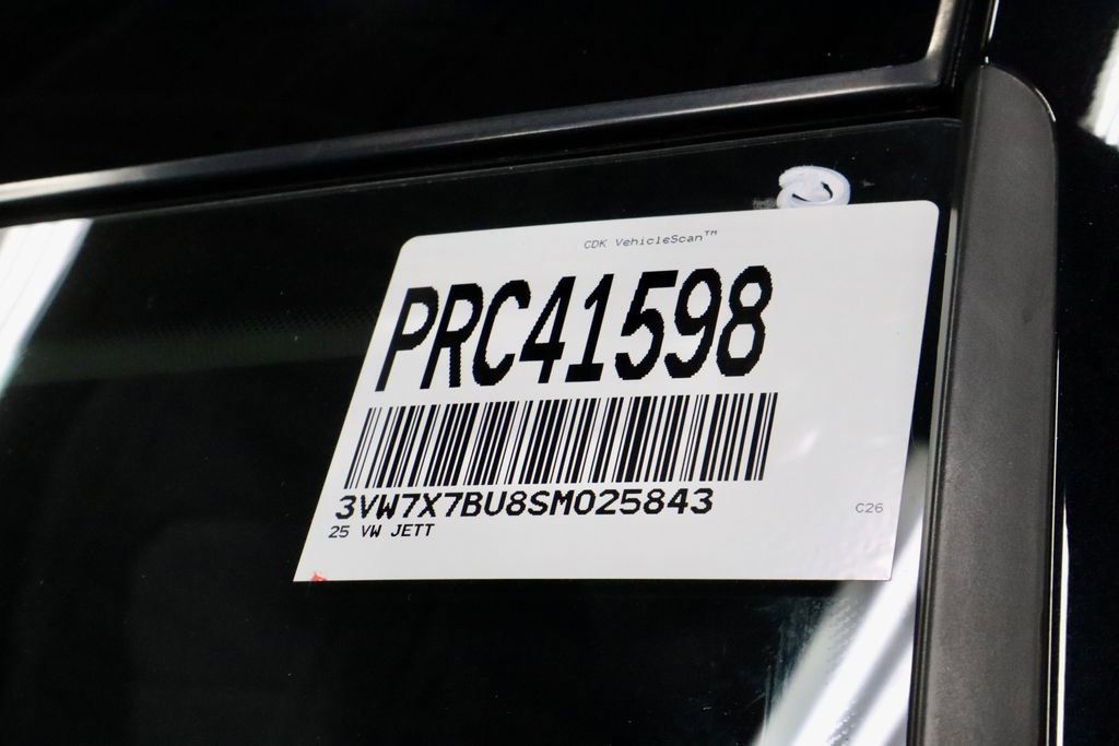 Used 2025 Volkswagen Jetta SE image 35