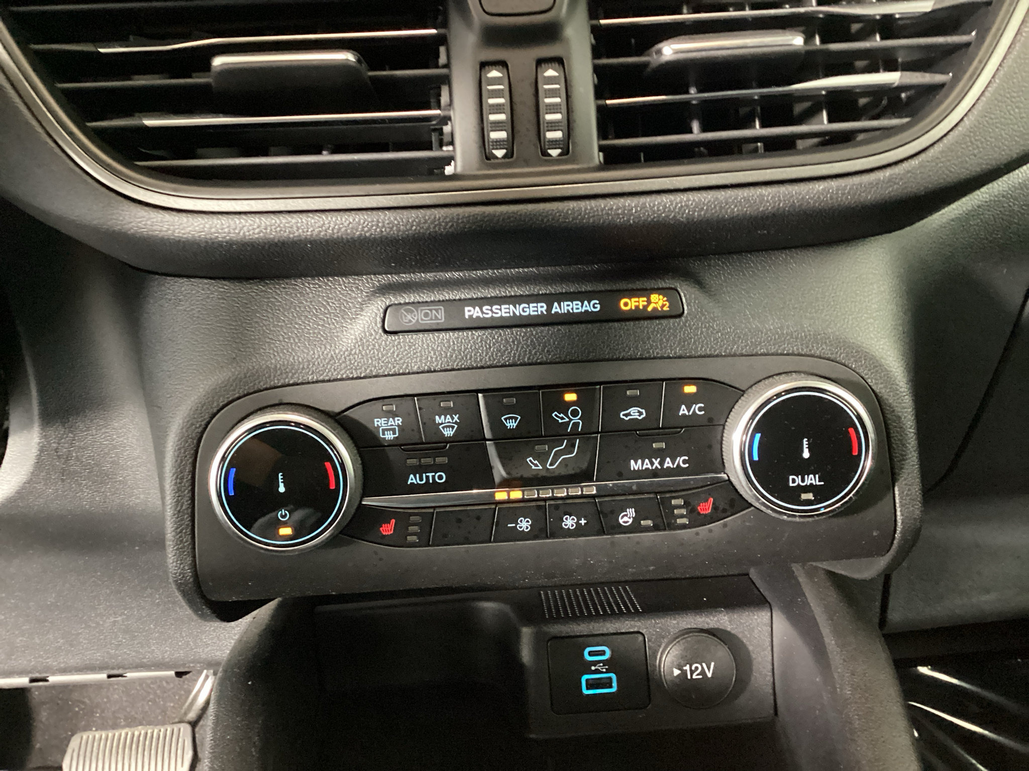 Certified 2023 Ford Escape Active w/ Cold Weather Package FWD image 25