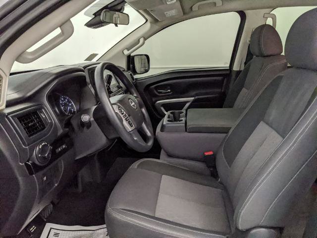 Used 2024 Nissan Titan SV image 16