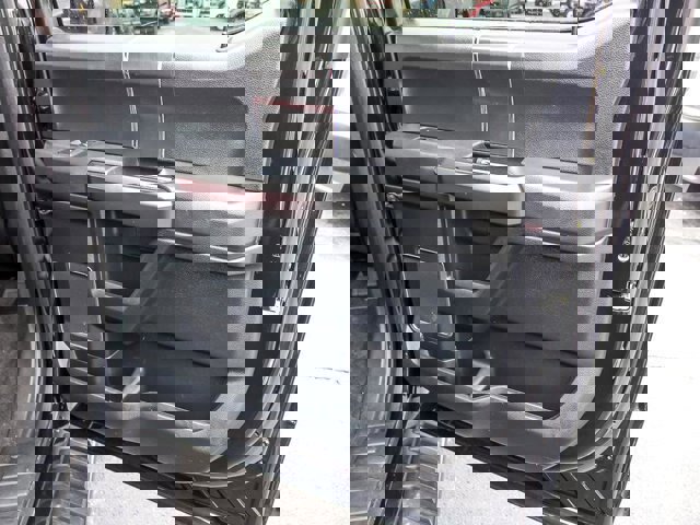 Certified 2019 Ford F150 Lariat image 32