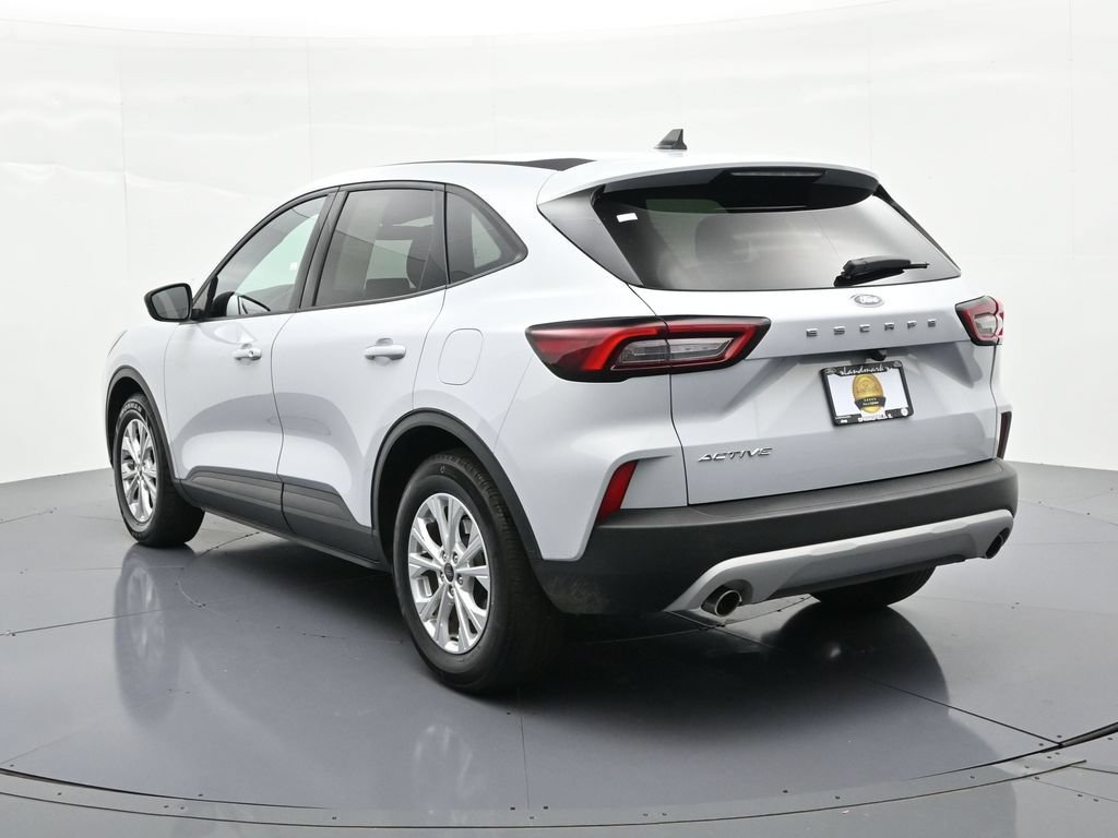 Certified 2025 Ford Escape Active FWD image 8