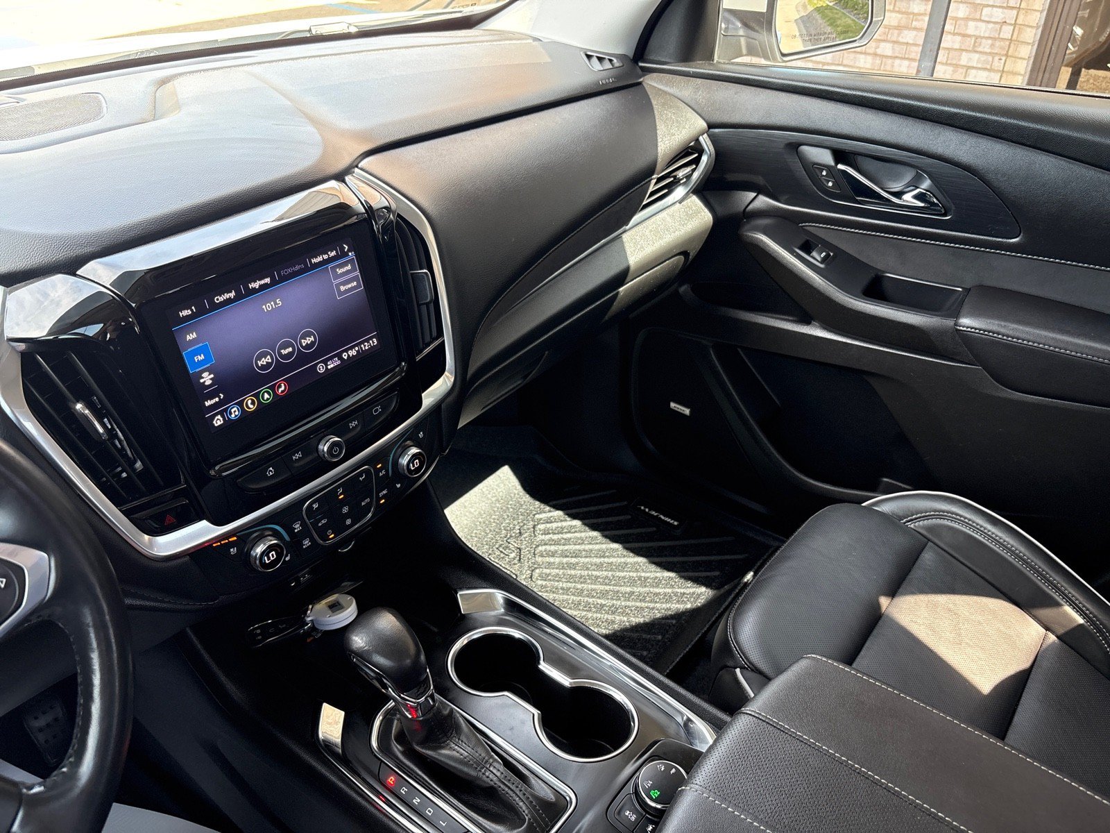 Used 2021 Chevrolet Traverse High Country AWD/4WD image 20