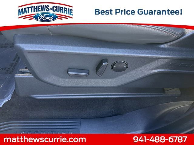 Certified 2025 Ford Expedition Active image 10