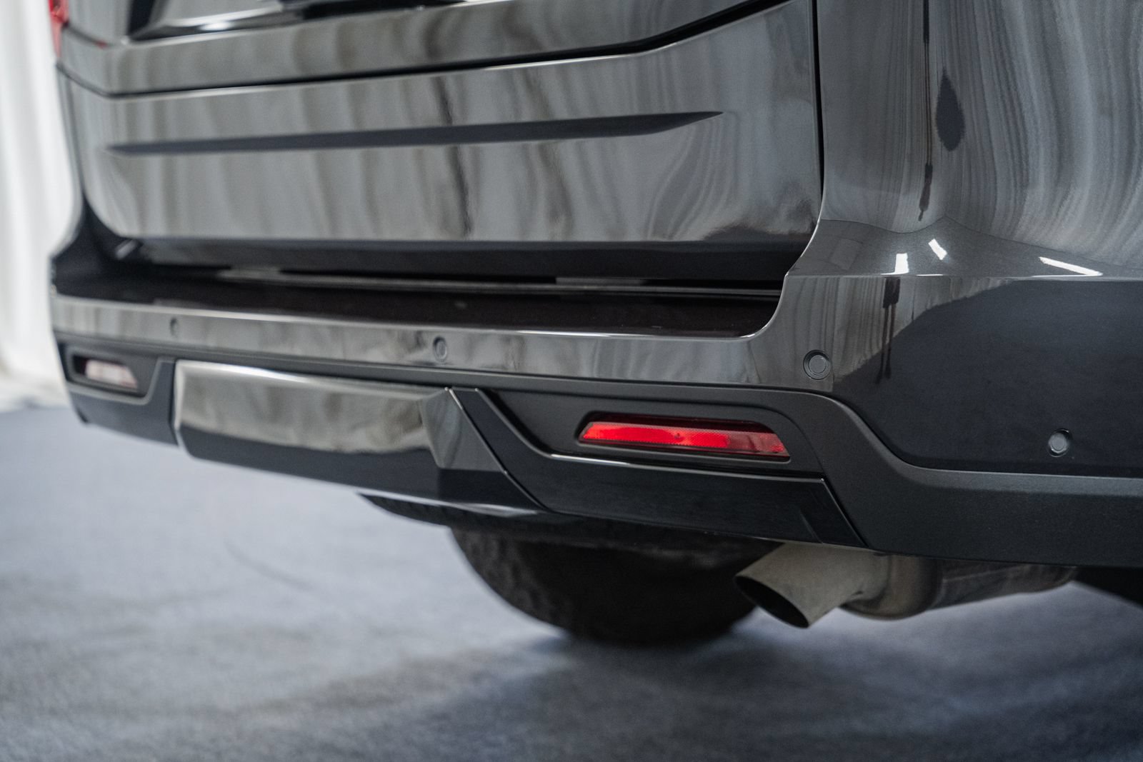 Certified 2025 Ford Expedition Tremor AWD/4WD image 7