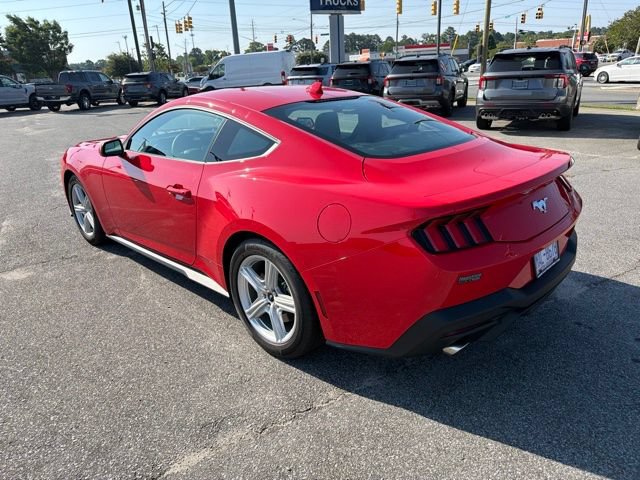 Certified 2026 Ford Mustang Coupe RWD image 5