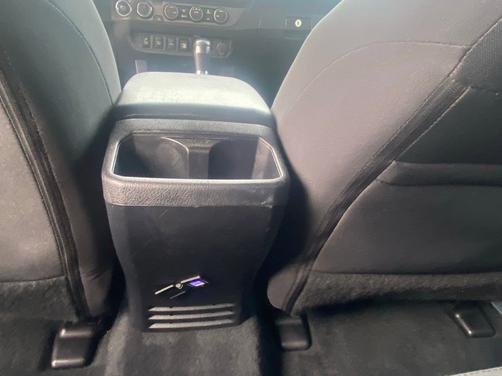 Used 2022 Toyota Tacoma TRD Off-Road w/ Technology Package image 24