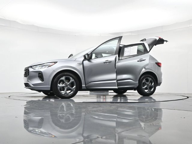 Certified 2023 Ford Escape ST-Line w/ Tech Pack #1 FWD image 51