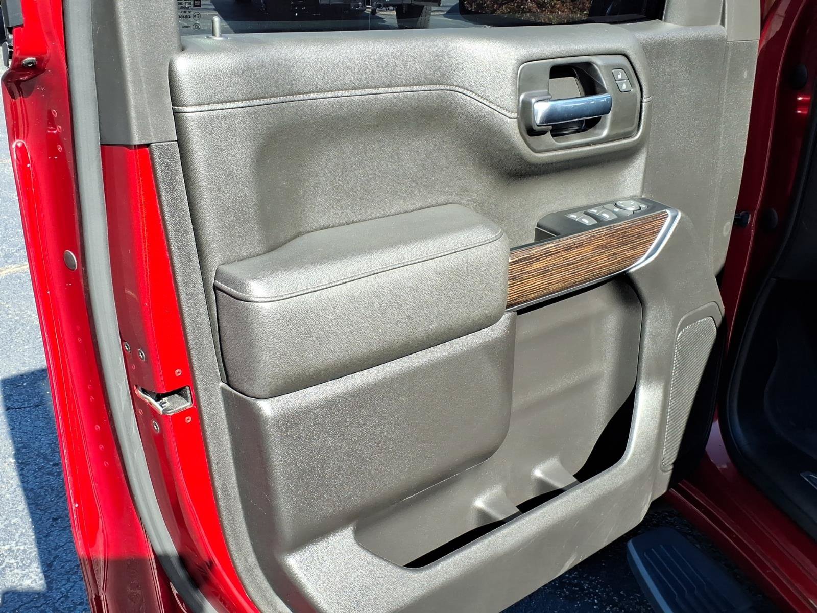 Used 2022 GMC Sierra 1500 Elevation w/ Driver Alert Package I AWD/4WD image 6