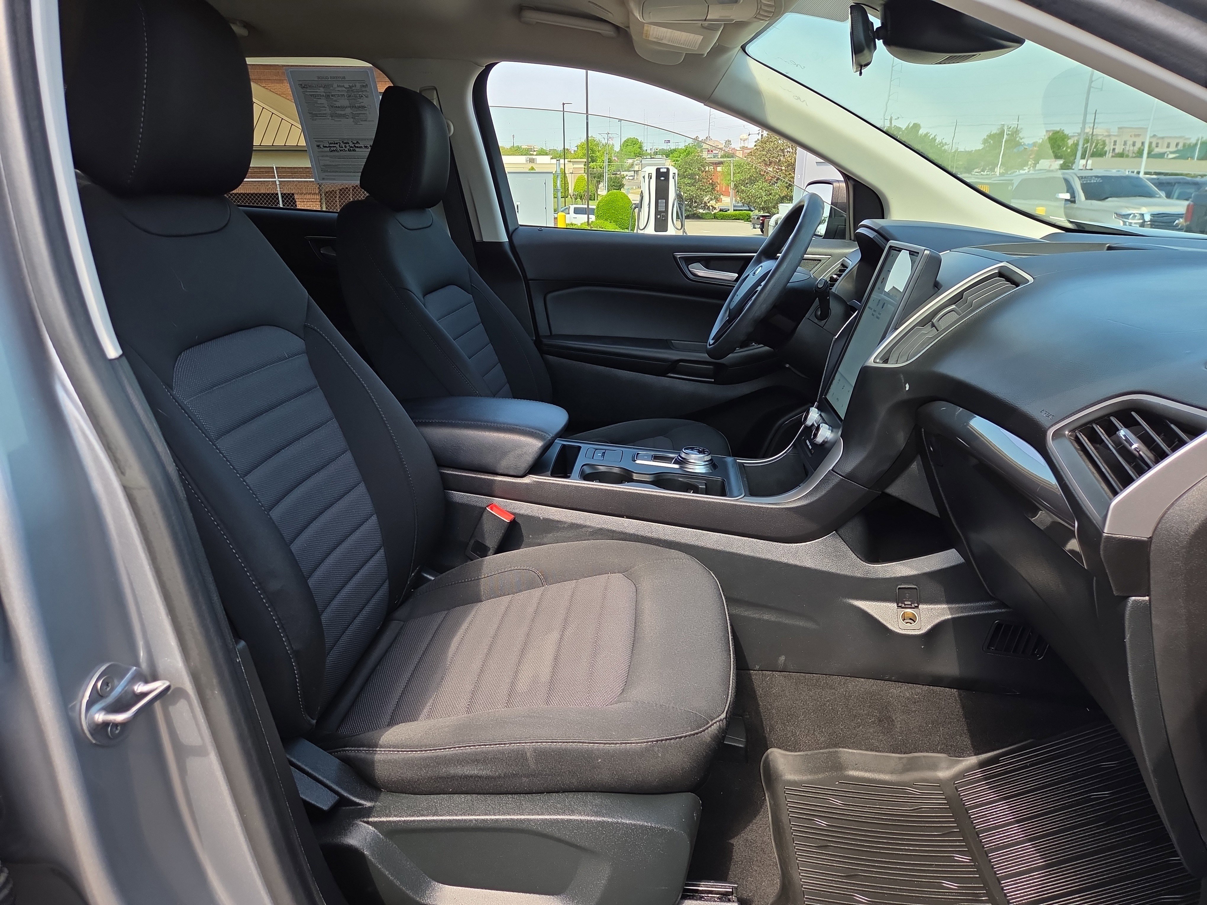 Certified 2022 Ford Edge SE image 15