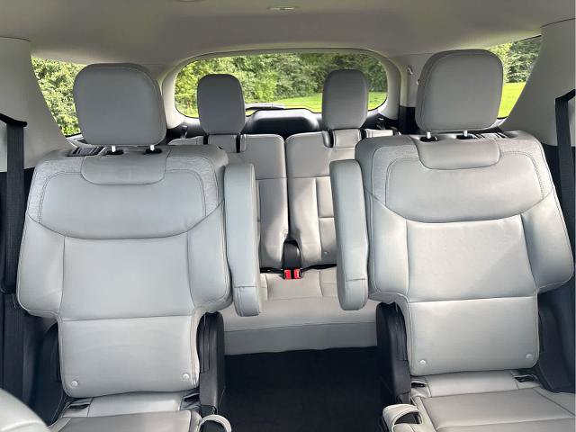 Certified 2025 Ford Explorer Active w/ Active Comfort Package AWD/4WD image 23