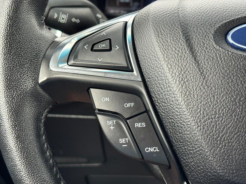 Certified 2022 Ford Edge Titanium AWD/4WD image 19