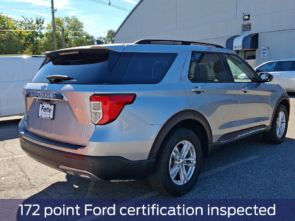 Certified 2023 Ford Explorer XLT w/ Equipment Group 202A AWD/4WD image 4