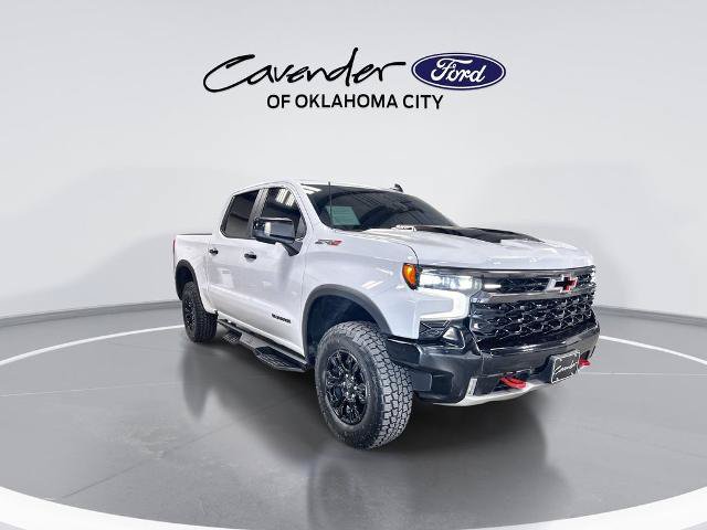 Used 2023 Chevrolet Silverado 1500 ZR2 w/ Technology Package AWD/4WD image 2