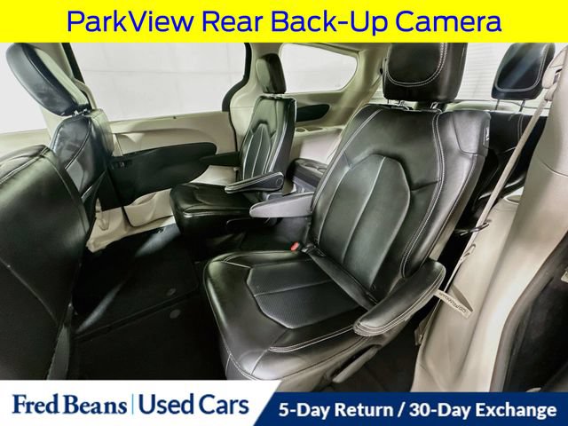 Used 2024 Chrysler Pacifica Touring-L FWD image 29