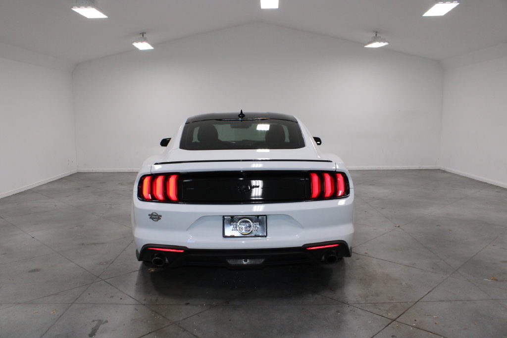 Certified 2021 Ford Mustang Coupe w/ Black Accent Package RWD image 9