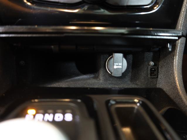 Used 2018 Chrysler 300 S w/ 300S Premium Group image 16