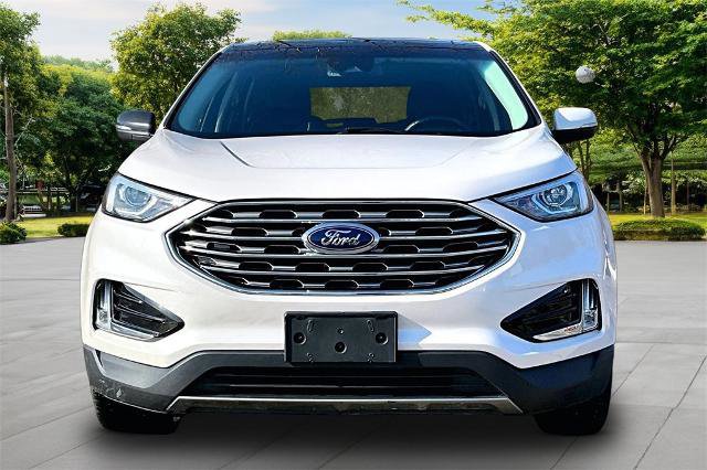Certified 2019 Ford Edge Titanium w/ Cold Weather Package image 6