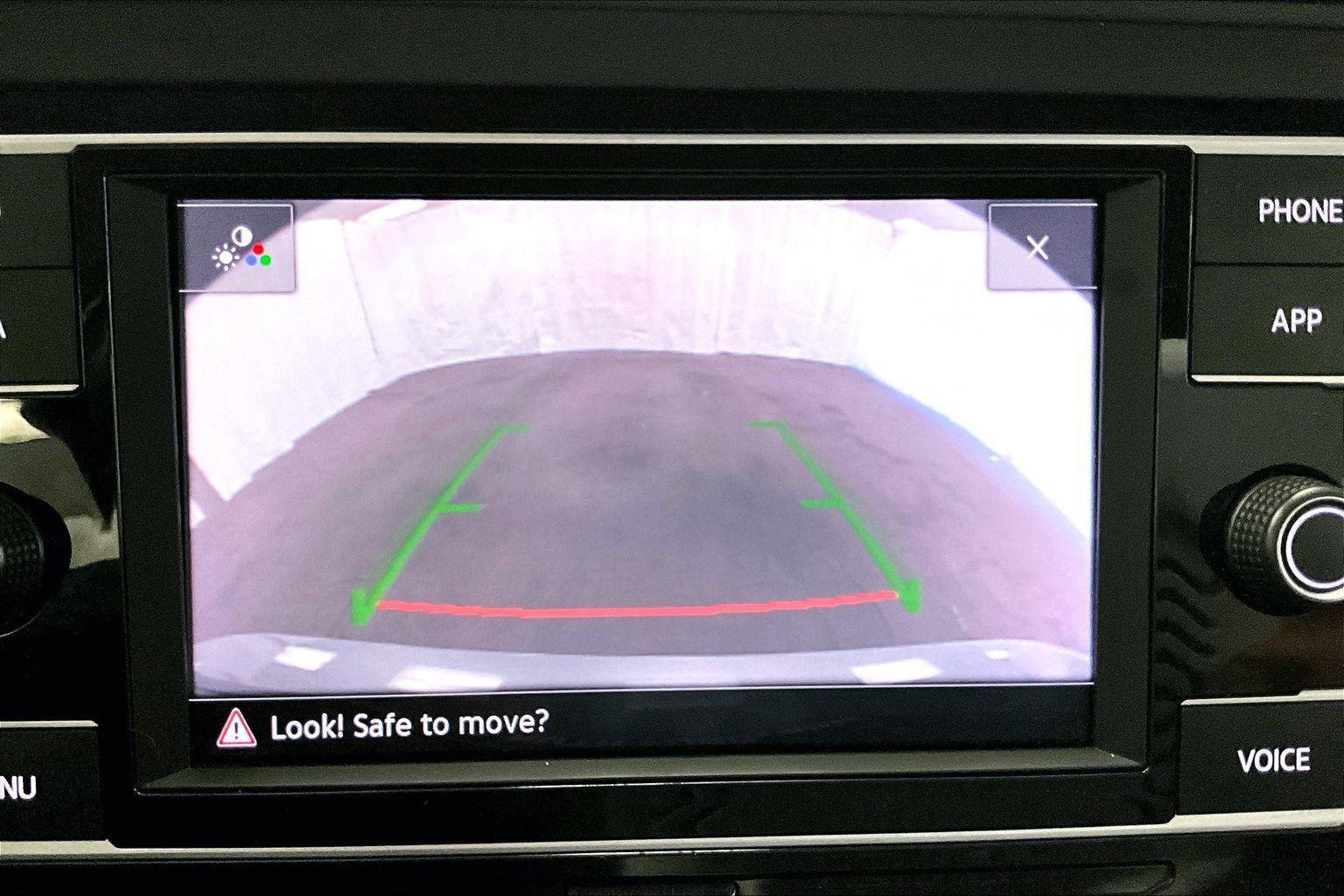 Used 2022 Volkswagen Jetta SE image 20