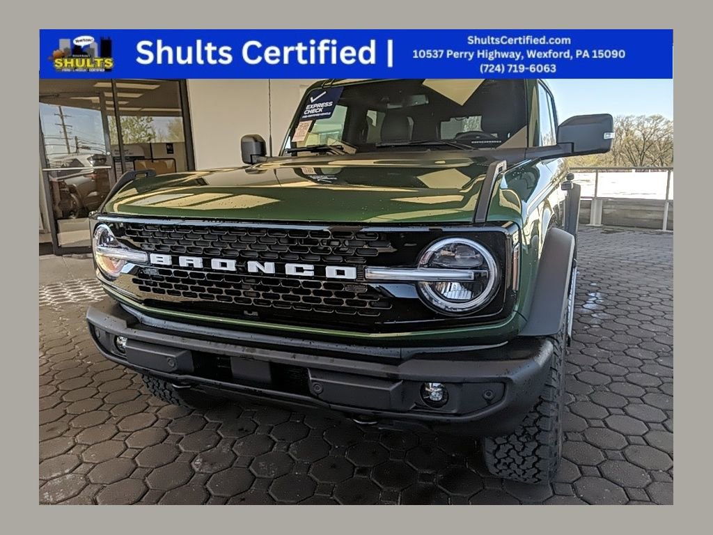 Certified 2025 Ford Bronco Outer Banks AWD/4WD image 1