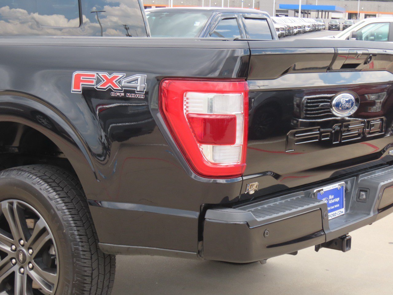 Certified 2022 Ford F150 Lariat AWD/4WD image 13