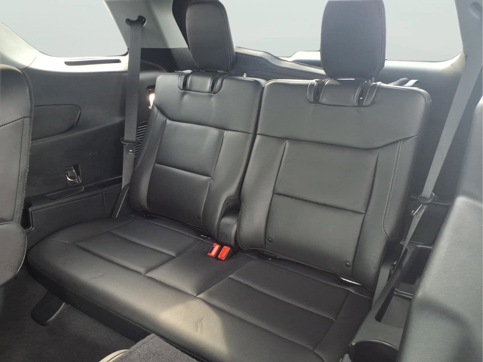 Certified 2023 Ford Explorer XLT w/ Equipment Group 202A image 10