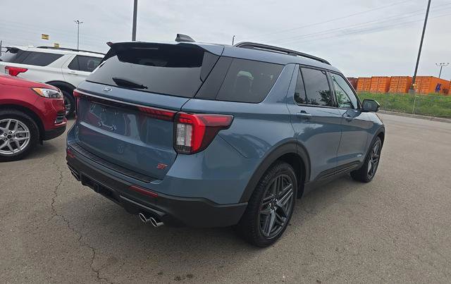 Certified 2025 Ford Explorer ST w/ Sun And Sound Package AWD/4WD image 3