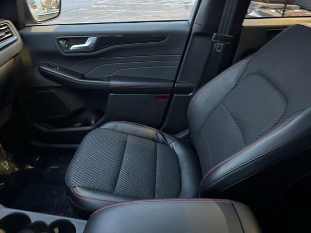 Certified 2023 Ford Escape ST-Line w/ Tech Pack #1 image 26