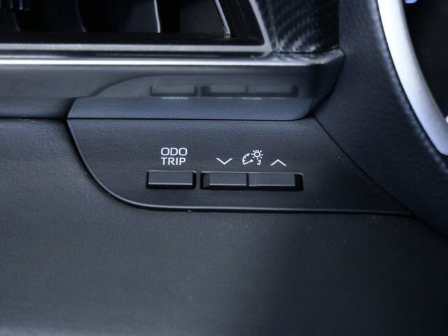 Used 2021 Toyota Highlander XSE AWD/4WD image 28