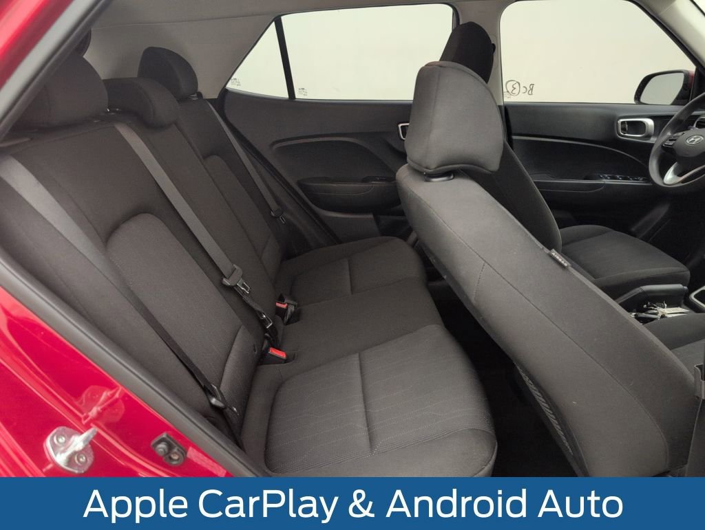 Used 2021 Hyundai Venue SE image 17