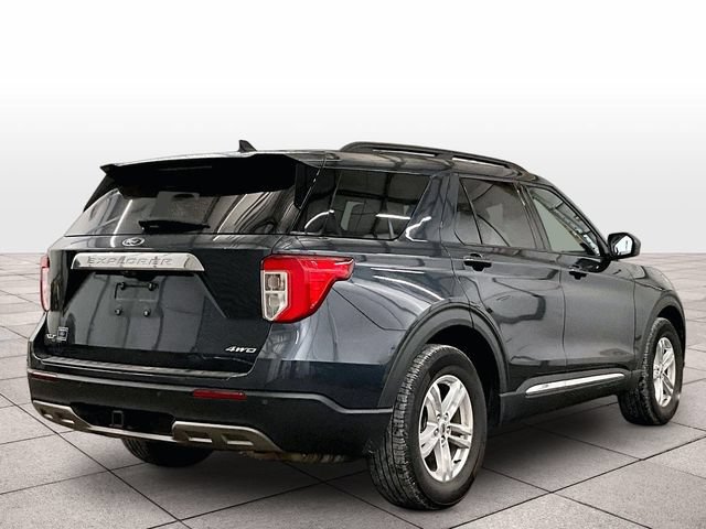 Certified 2022 Ford Explorer XLT w/ Equipment Group 202A AWD/4WD image 11
