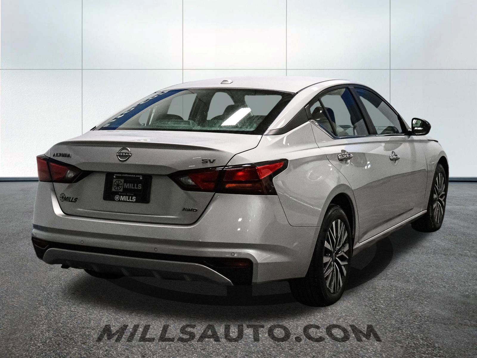 Used 2024 Nissan Altima 2.5 SV image 5