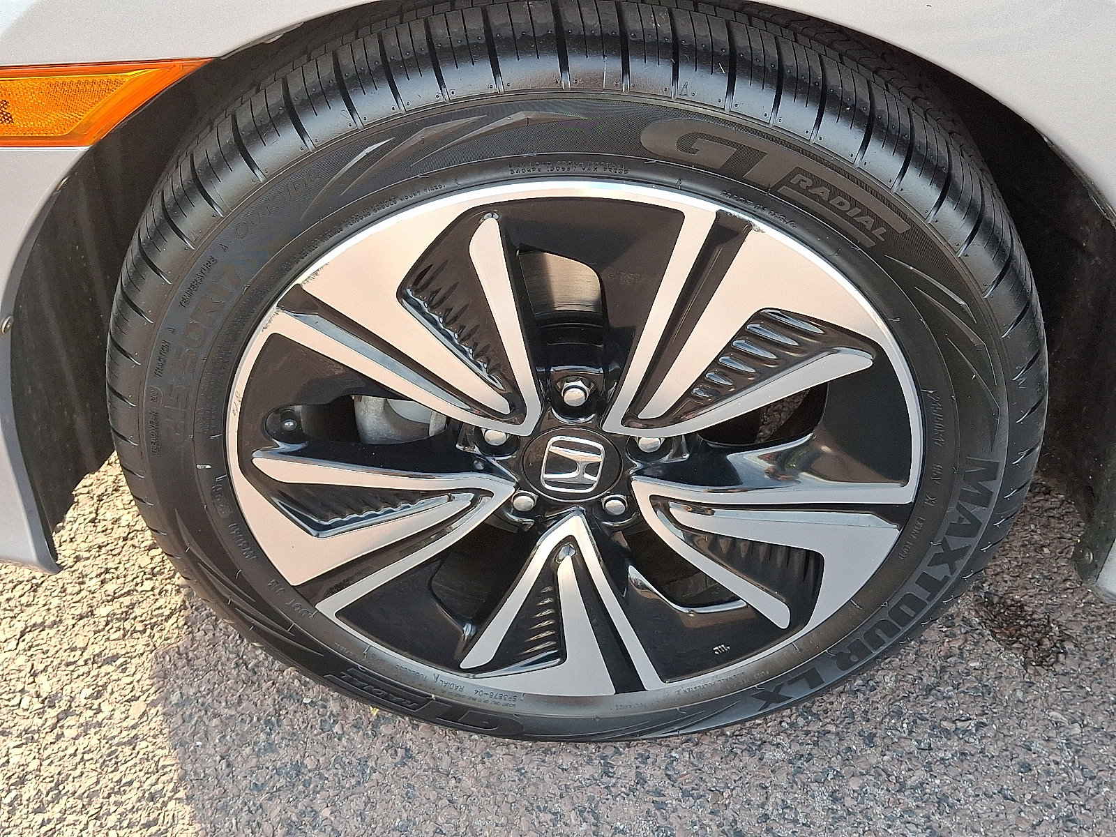 Used 2017 Honda Civic EX-T image 28