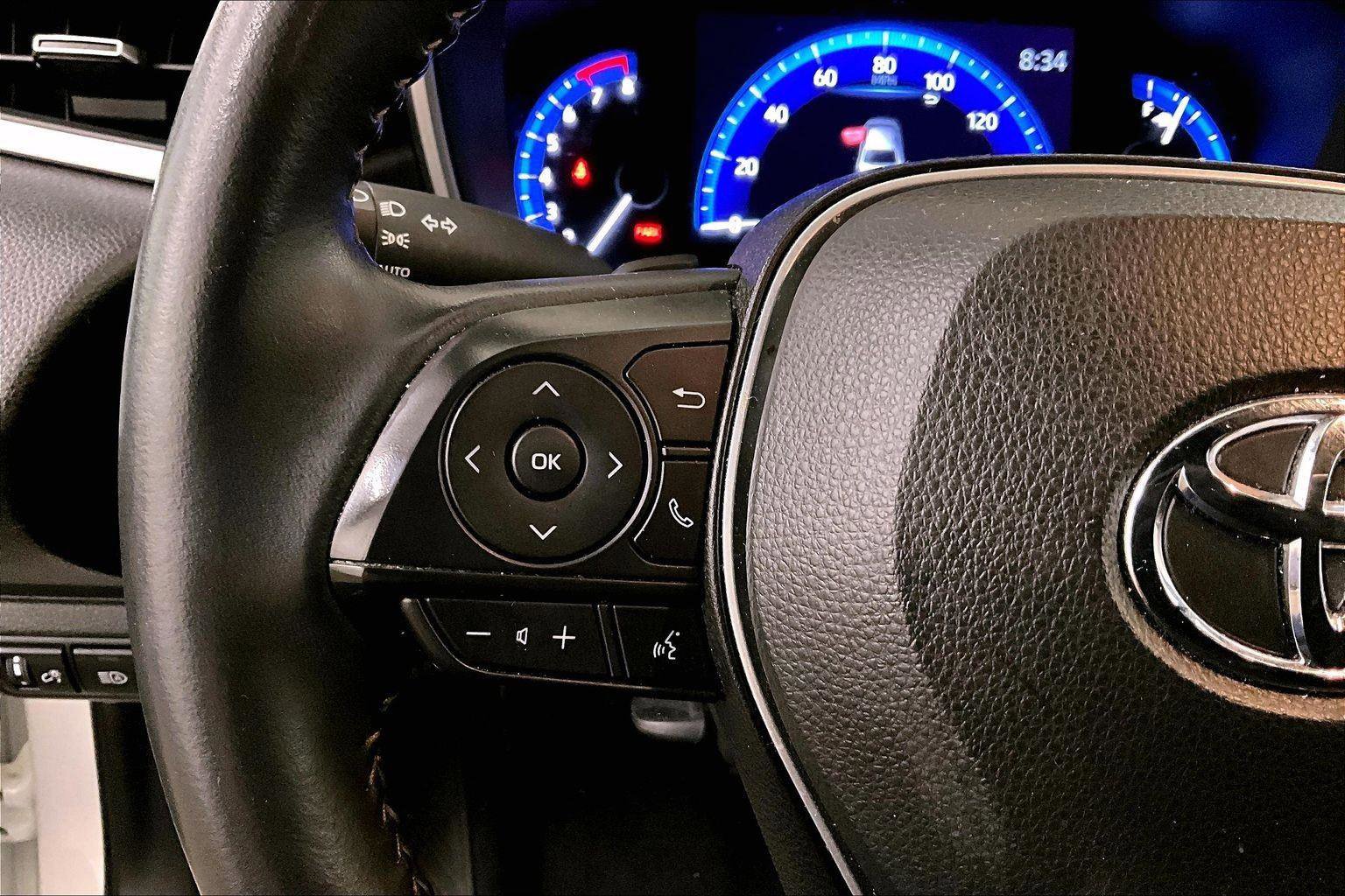 Used 2022 Toyota Corolla XSE image 17