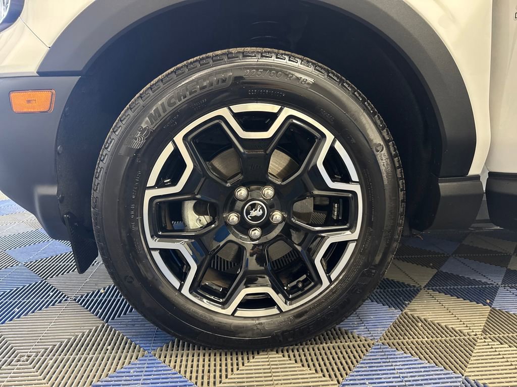 Certified 2025 Ford Bronco Sport Outer Banks w/ Outer Banks Tech Package+ AWD/4WD image 27