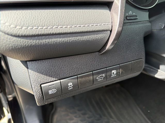 Used 2023 Toyota Camry SE w/ Convenience Package FWD image 6