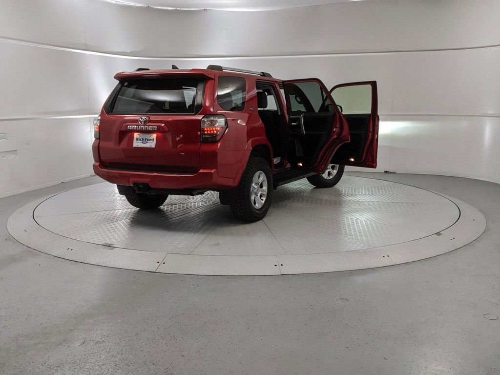 Used 2024 Toyota 4Runner SR5 Premium image 8