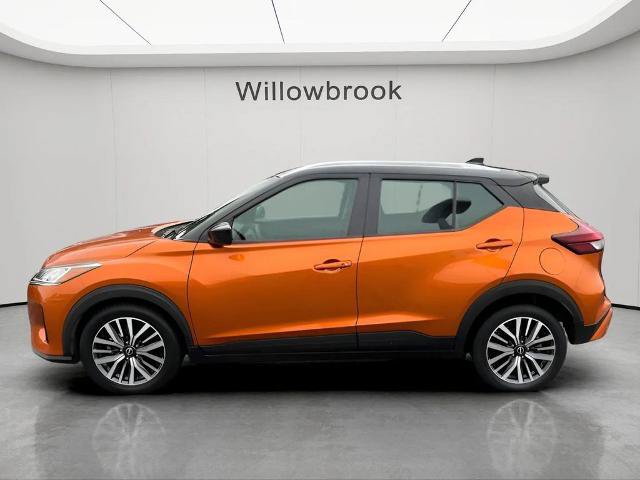 Used 2023 Nissan Kicks SV FWD image 2
