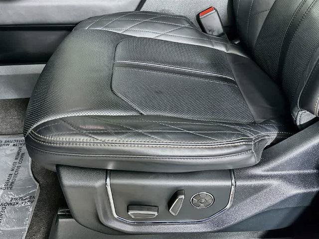 Certified 2021 Ford Expedition Platinum RWD image 32