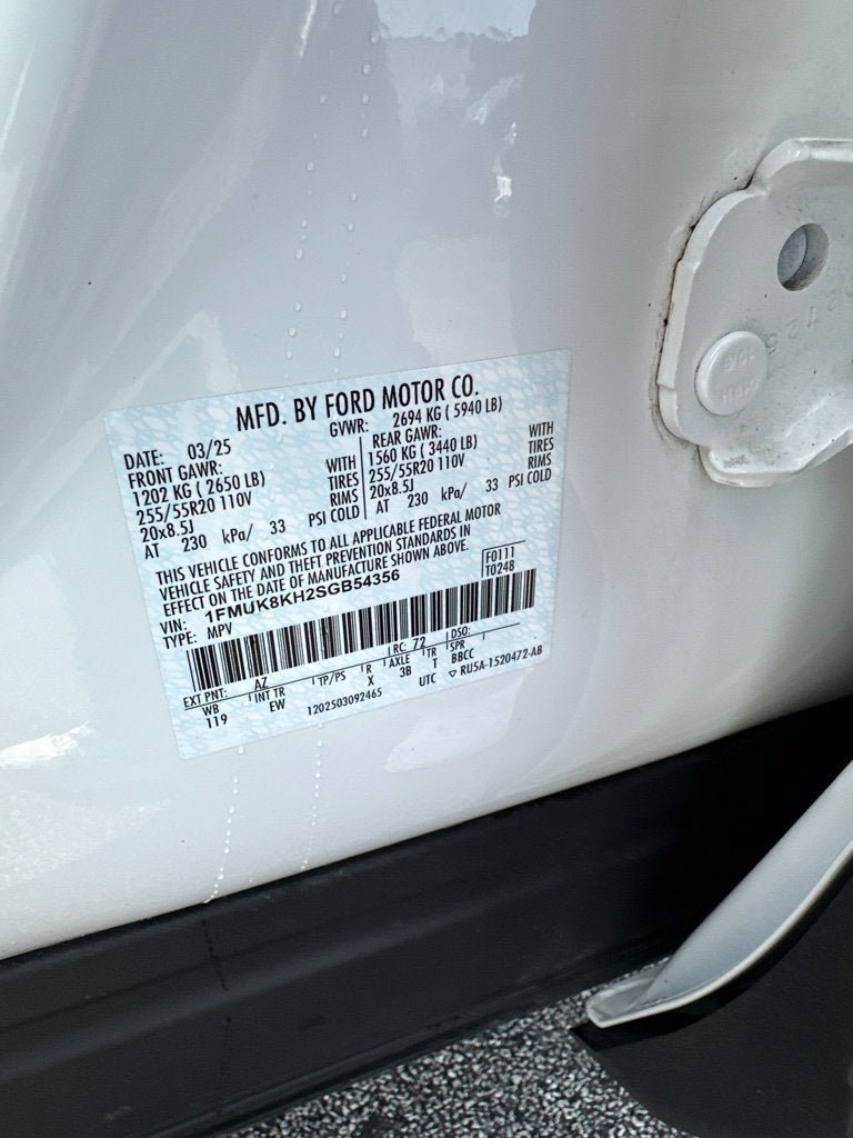 Certified 2025 Ford Explorer ST-Line AWD/4WD image 13