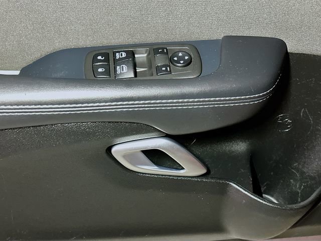 Used 2022 Dodge Challenger GT image 19