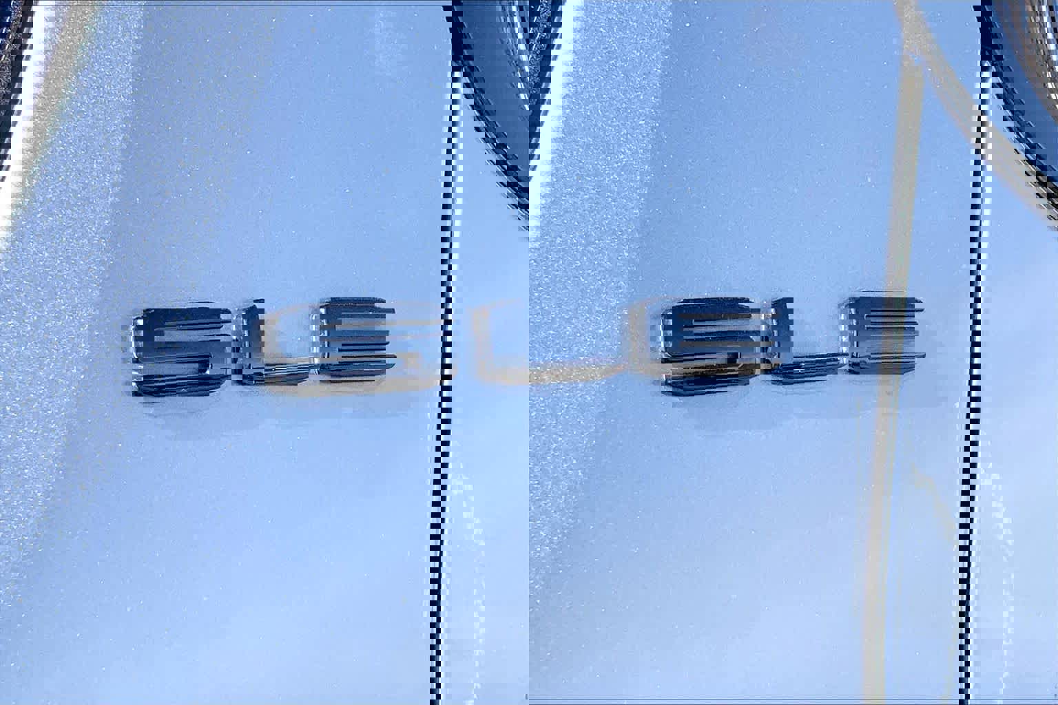 Used 2023 GMC Acadia SLE w/ Elevation Edition image 9