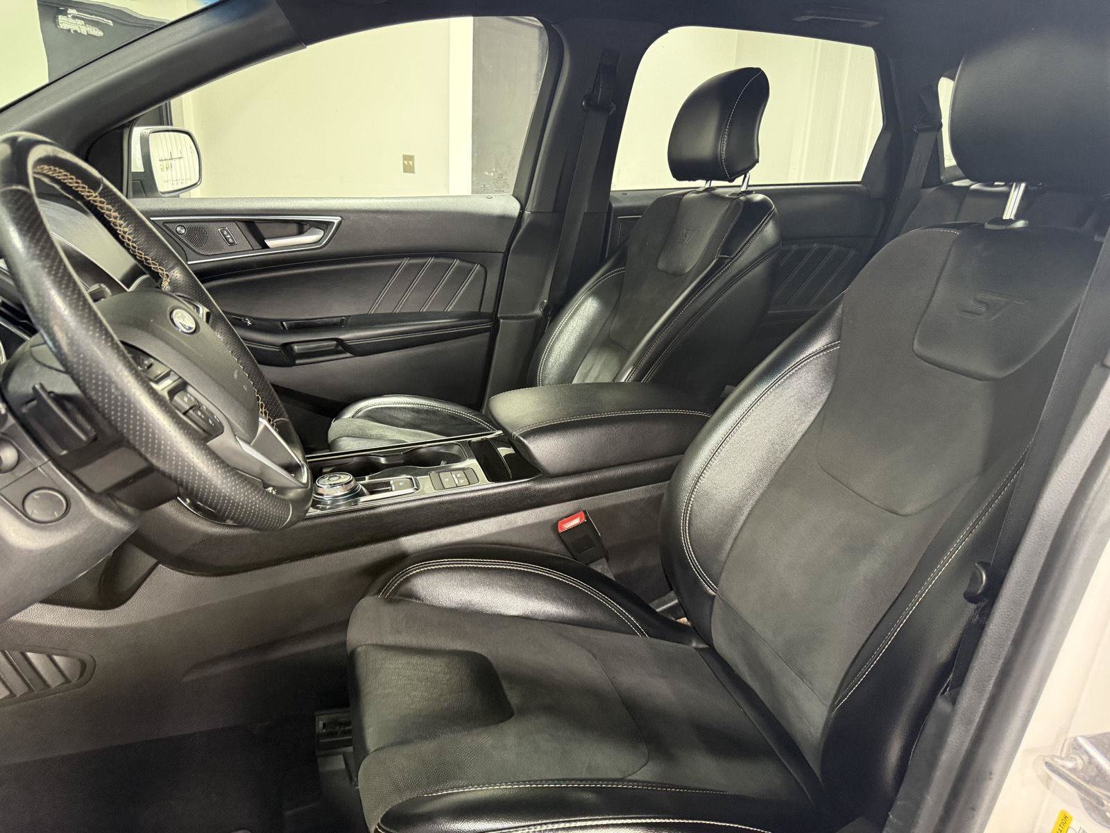 Certified 2019 Ford Edge ST w/ Equipment Group 401A AWD/4WD image 18