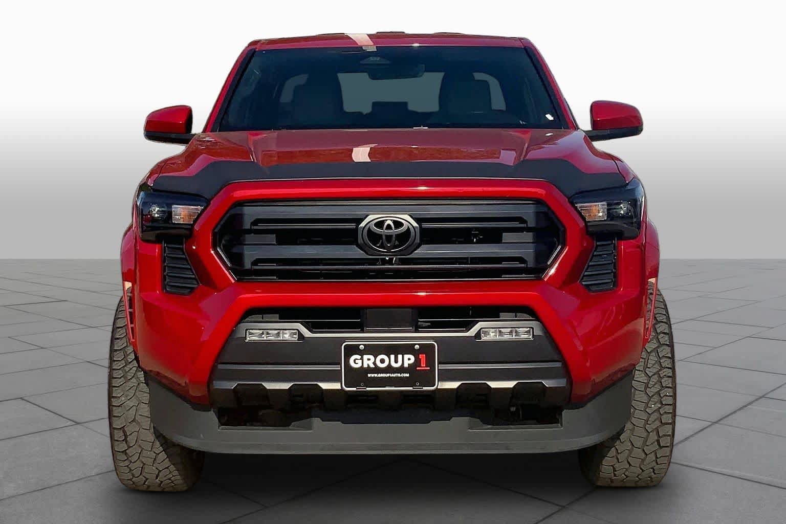 Used 2025 Toyota Tacoma SR5 AWD/4WD image 4