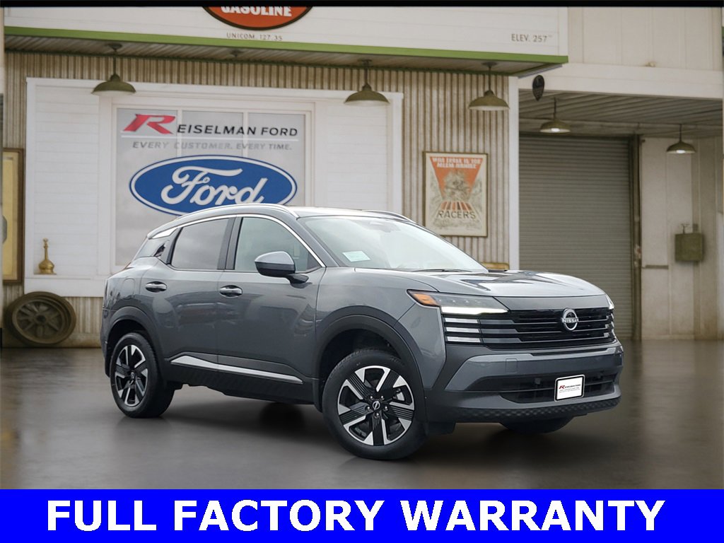 Used 2025 Nissan Kicks SV w/ SV Premium Package image 1