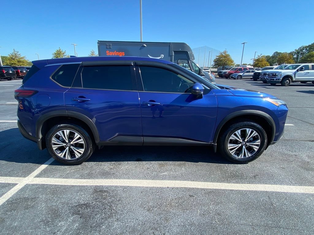 Used 2021 Nissan Rogue SV FWD image 8