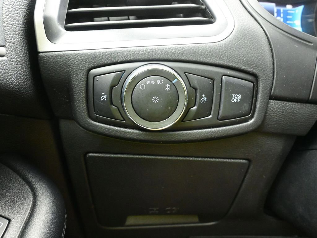 Certified 2024 Ford Edge SEL AWD/4WD image 18