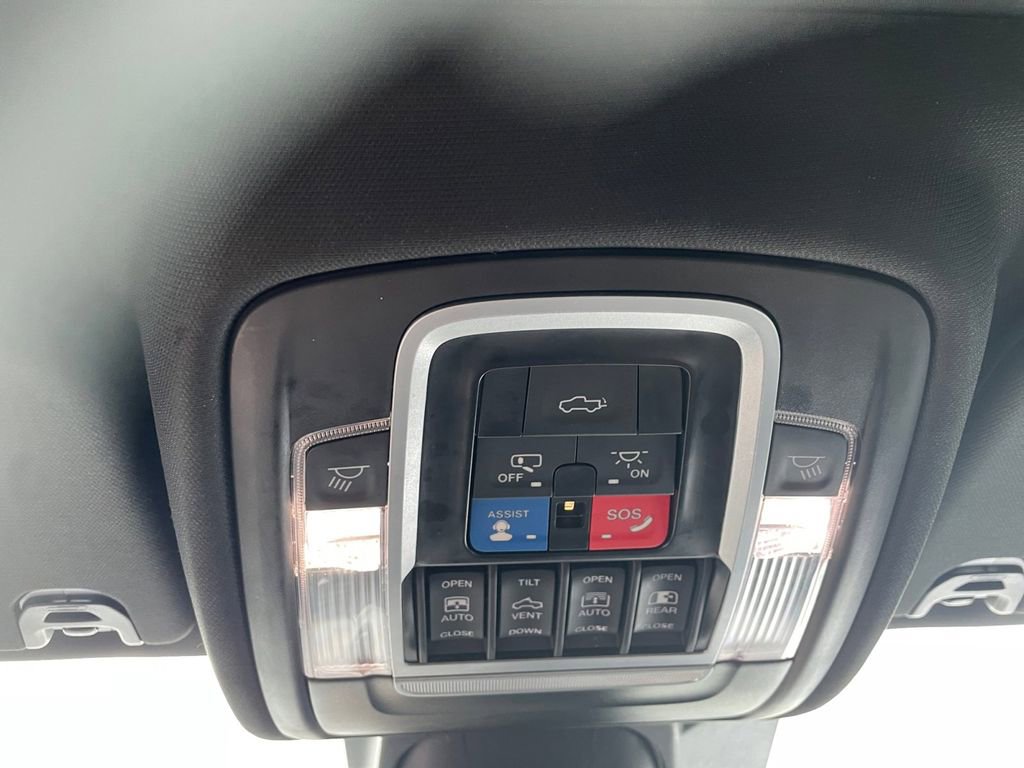 Used 2023 RAM 1500 Limited AWD/4WD image 22
