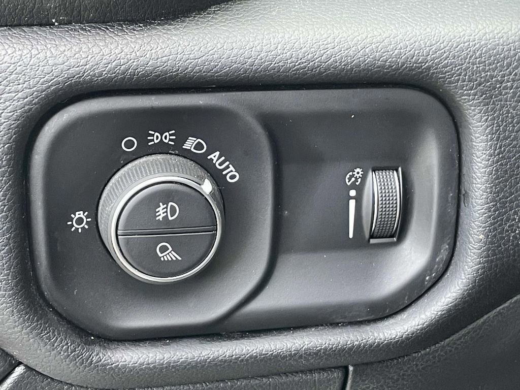 Used 2024 RAM 2500 Big Horn image 17