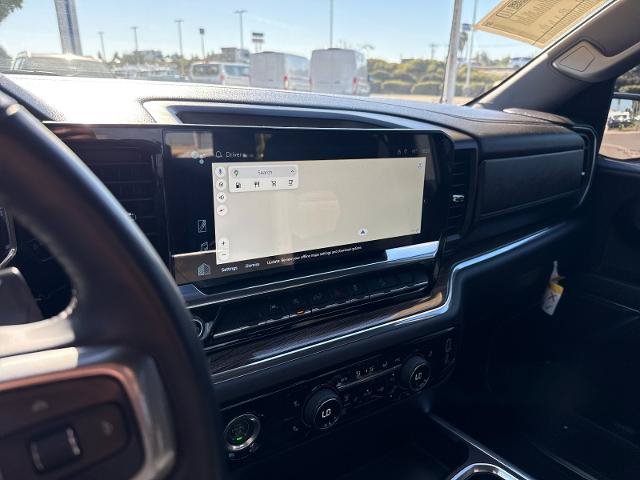 Used 2023 Chevrolet Silverado 1500 RST w/ Z71 Off-Road Package AWD/4WD image 16
